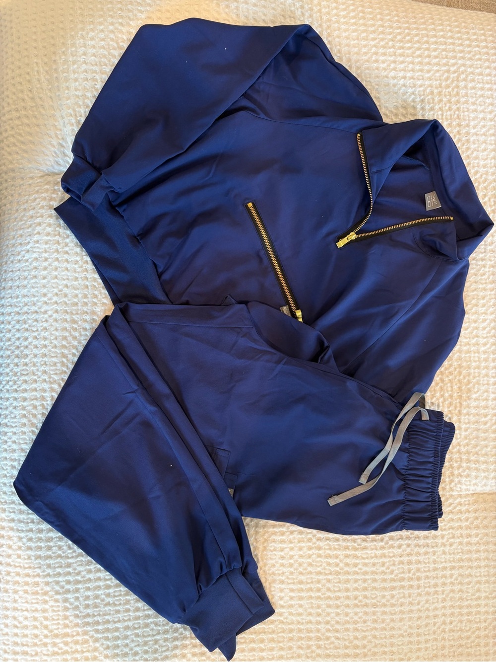 Navy Blue Women's Two-Piece Active Set - Zip Pullover & Joggers